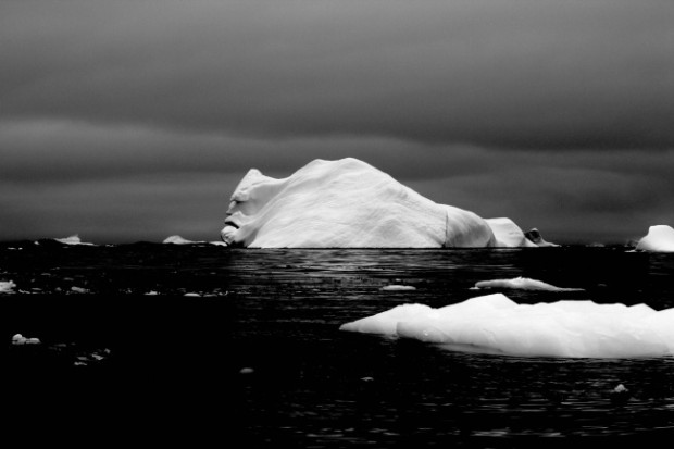 "Fața aisbergului" Fotografia a fost făcută de către utilizatorul strummingmusic în timpul expediției în Antarctica PC: Adme.ru