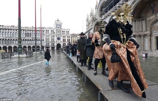 Carnavalul de la Veneția 2015 și inundațiile PC: Reuters