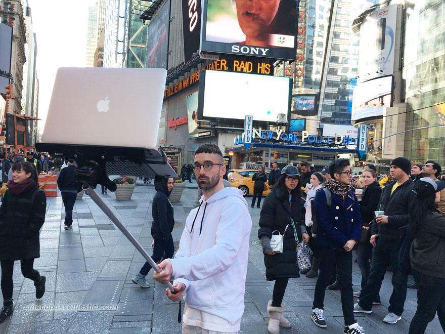 macbook-selfie-stick-moises-john-yuyi-tom-galle-2