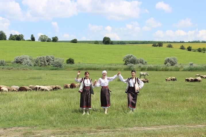 Stina de Marienfeld si Datina Ciobaniei in interpretarea ansamblului Busuioc Moldovenesc din com.Ialpujeni, s.Marienfeld