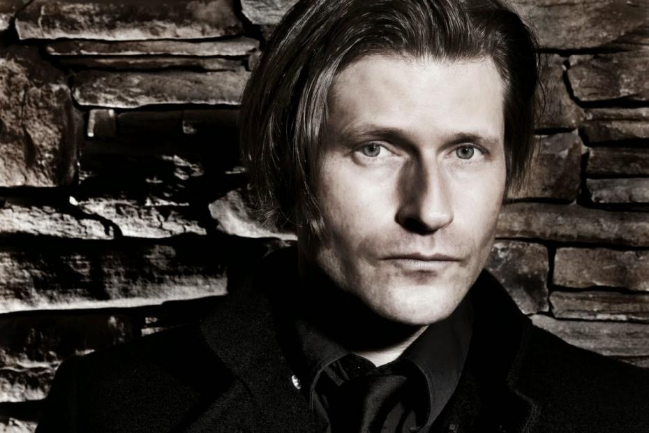 Crispin Hellion Glover