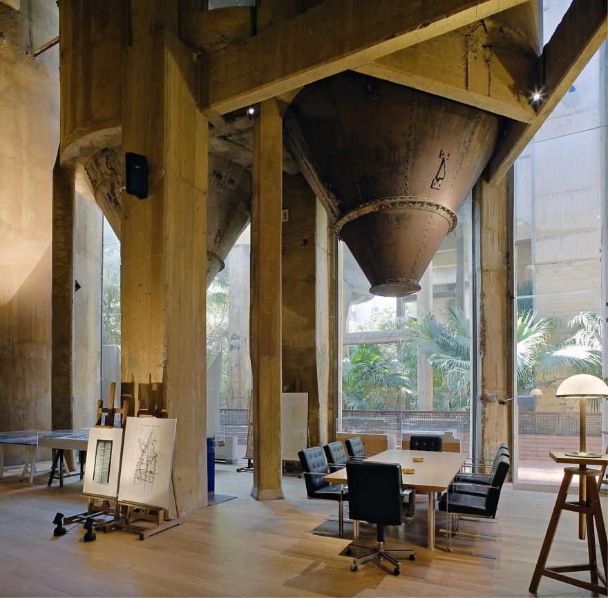 cement-factory-renovation-la-fabrica-ricardo-bofill-15-58b3e22297e92__880