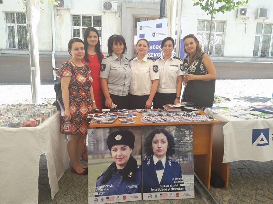 Photo Credit: Facebook/Asociația Națională a Femeilor din Sistemul Afacerilor Interne