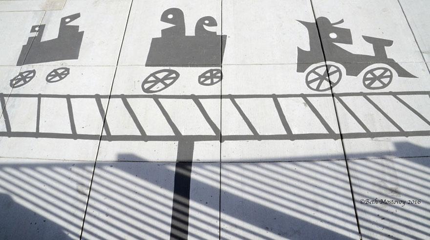 fake-shadow-street-art-damon-belanger-redwood-california-3-599bf26ac3d97__880