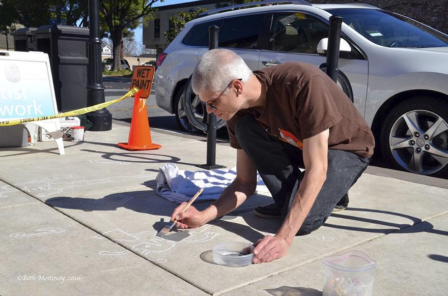 fake-shadow-street-art-damon-belanger-redwood-california-5-599bf26f63b62__880