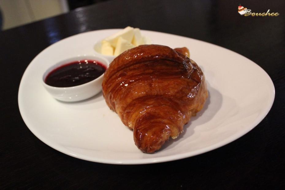 FB/Cafe Bouchee