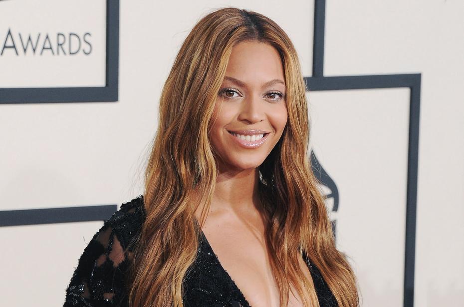 beyonce-grammys-red-carpet-billboard-1548