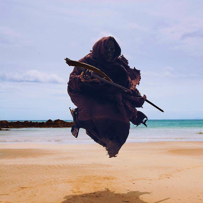 grim-reaper-beach-instagram-photos-swimreaper-10-59f6e97865cda__700