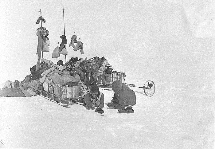 Australasian-Antartic-Expedition-9