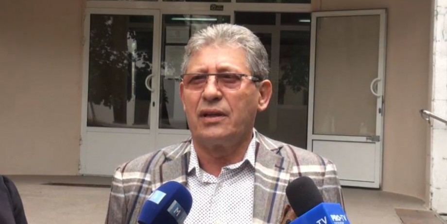 (video) Președintele Partidului Liberal, Mihai Ghimpu, și-a exercitat dreptul la vot: „Un primar trebuie să fie ca Dorin Chirtoacă”