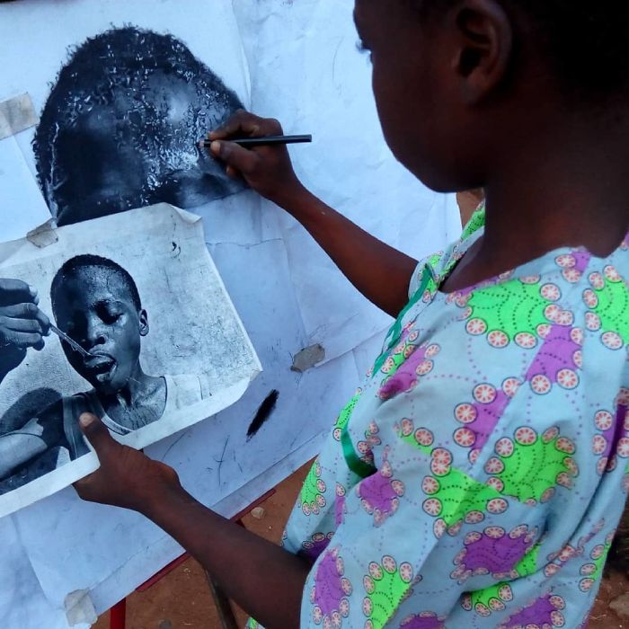 At-11-years-old-boy-makes-hyperrealistic-drawings-that-will-impress-him-5b3c05f0d14ef__700