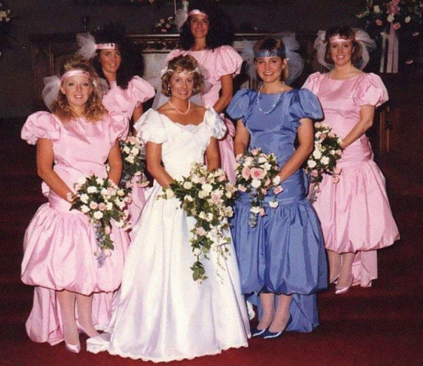 old-fashioned-funny-bridesmaids-dresses-18-5ae305cb04786__605