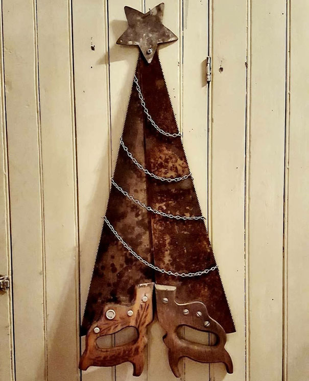 diy-christmas-tree-ideas-3-5c0a3f13ac0aa__605