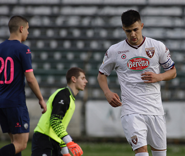 Foto Marco Bucco/LaPresse 11 Marzo 2019 Santa Croce Sull’Arno (PI), Italia sport calcio Torino vs Norchi Dinamoeli Tbilisi - Viareggio Cup 2019 - stadio Masini. Nella foto: Vitalie Damascan esulta dopo aver segnato il terzo gol Photo Marco Bucco/LaPresse March 11, 2019 Santa Croce Sull’Arno (PI), Italy sport Soccer Torino vs Norchi Dinamoeli Tbilisi - Viareggio Cup 2019 - Masini stadium. In the pic: Vitalie Damascan celebrates after scoring the goal of 3-0