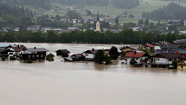 606x341_226762_flooding-in-czech-republic-german (1)