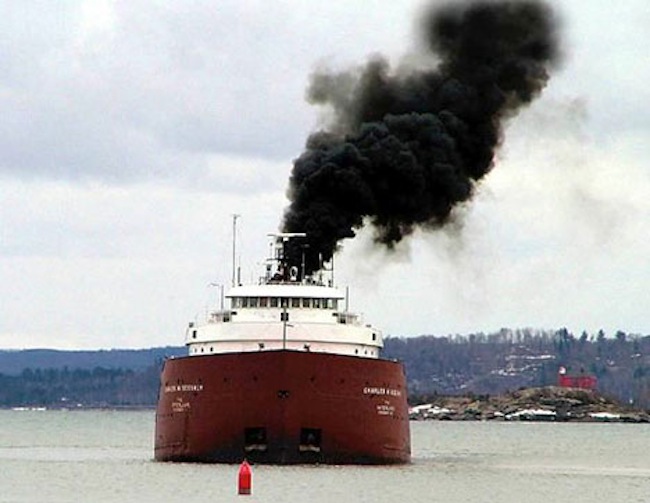 EU-ship-smokestacks