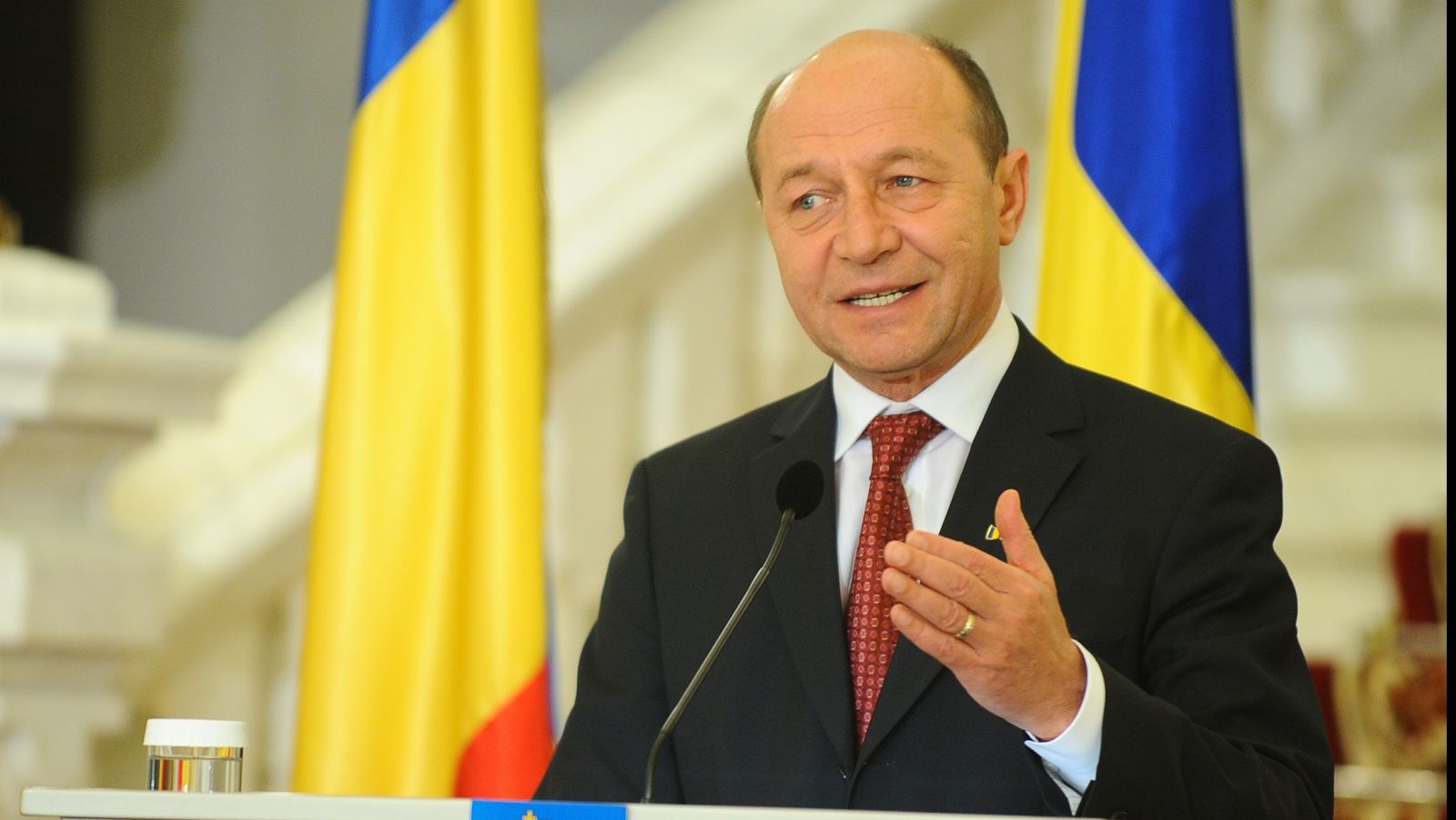 basescu (1)