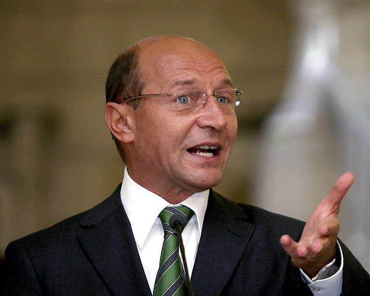 Băsescu: Ce să caute moldovenii în Eurasia? Viitorul e în UE