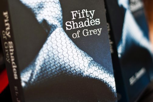 xfifty-shades-of-grey-book-cover-pic.jpg.pagespeed.ic.f4vtCvRHw8