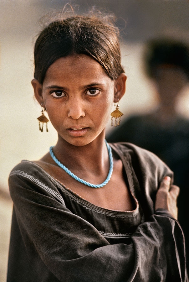 O tânără fotografiată în Mali, Africa de vest.