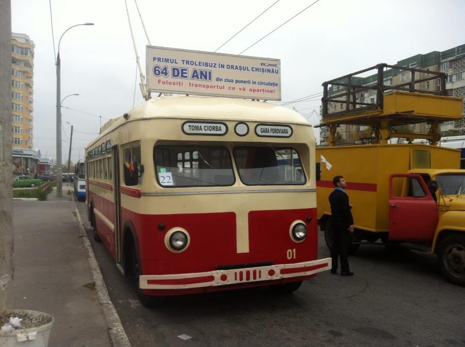 (foto) Primul troleibuz din Chișinău e pus azi din nou în circulație