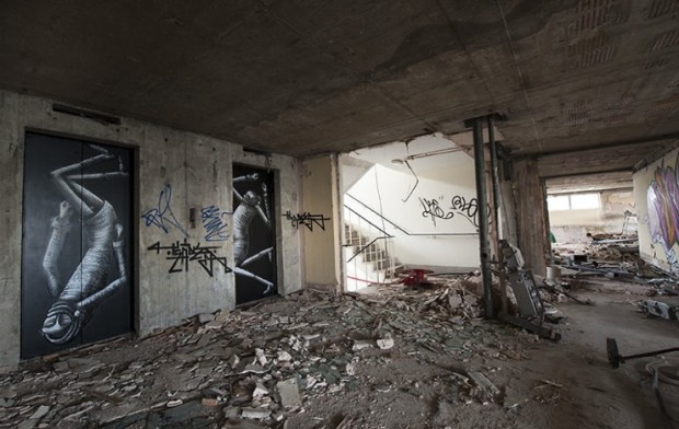 abandoned-hotel11