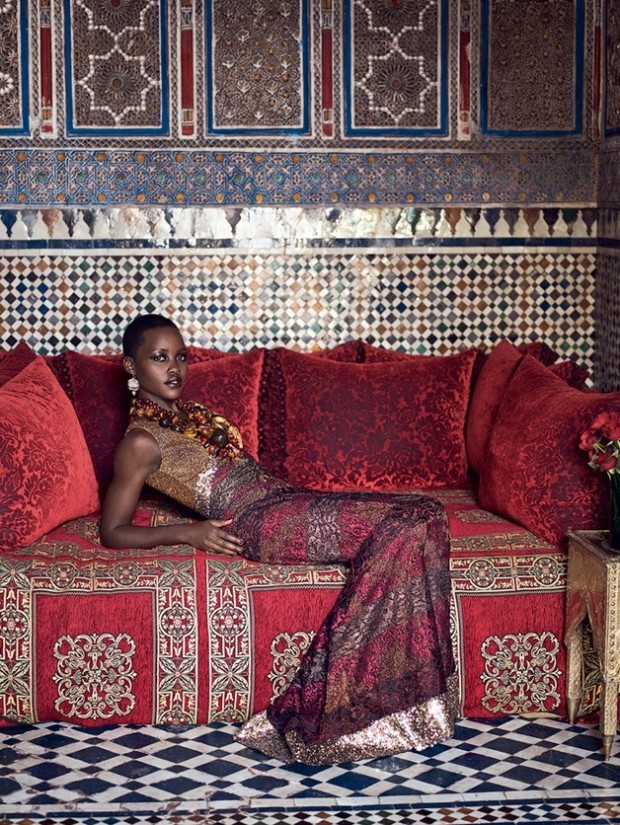 Lupita Nyongo în revista Vogue PC: urban.ro