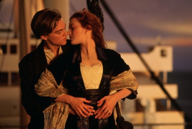 Titanic-kiss-730×493