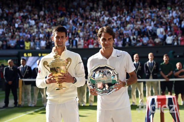 b_13_djokovic320_aeltc_jbuckle[1]