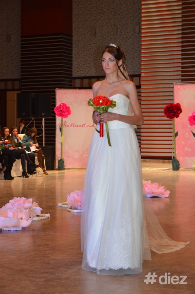 Prezentarea "Wedding Fashion Show 2015" 