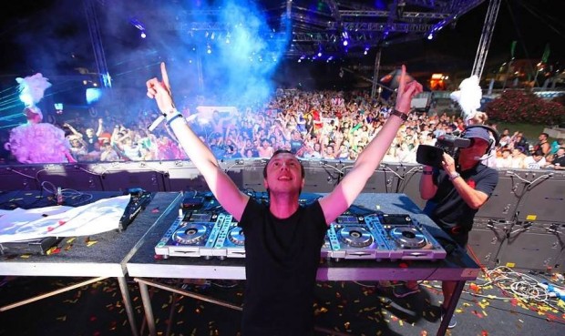 Andrew Rayel a urcat 4 poziții și e pe locul #24 în topul celor mai buni DJ din lume