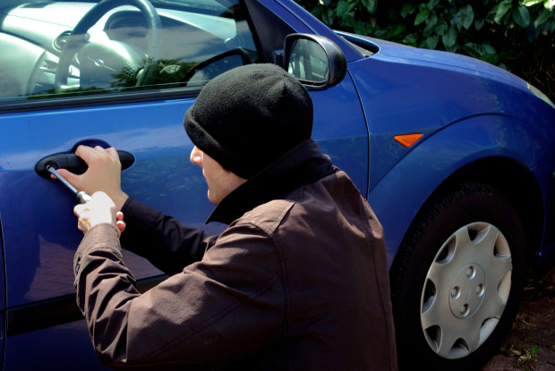 car robbing