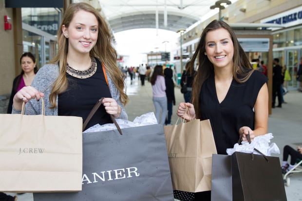 IVANHOÉ CAMBRIDGE – Outlet Collection at Niagara shopping centre