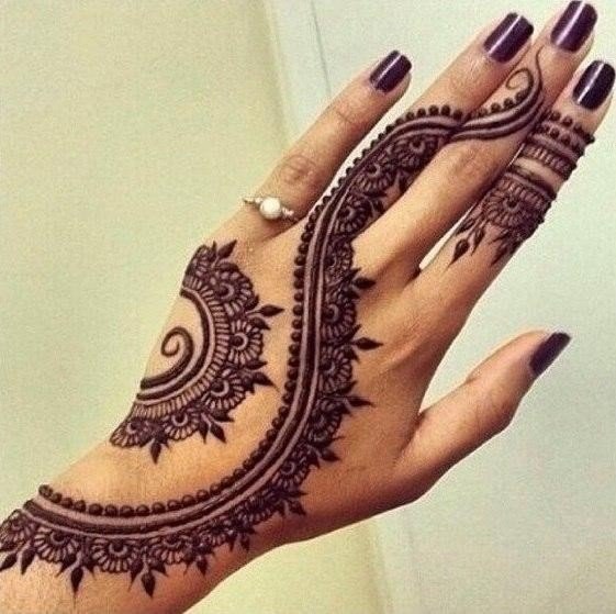 Henna neagra pentru tatuaje