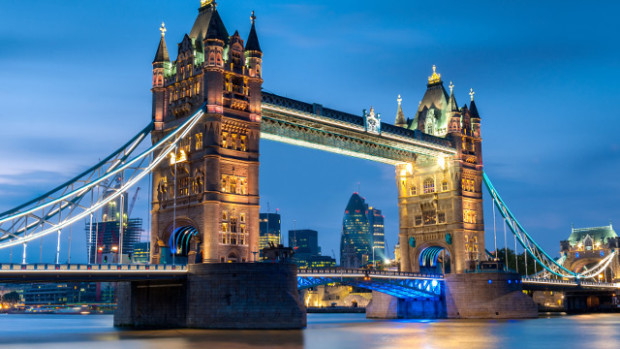 63730-640×360-tower-bridge-cam-640