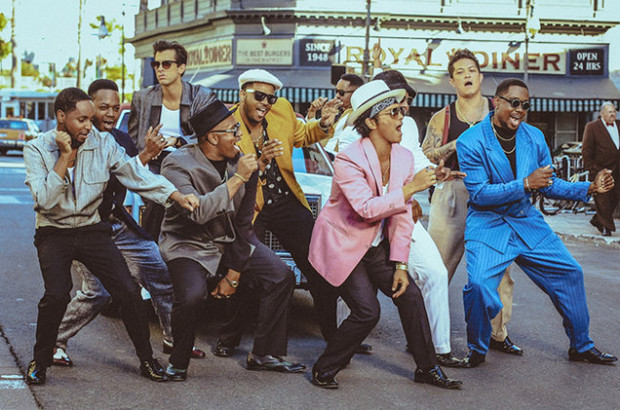 Mark Ronson – Uptown Funk ft. Bruno Mars (snap shot)