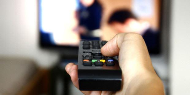 TV-Tuning-with-remote