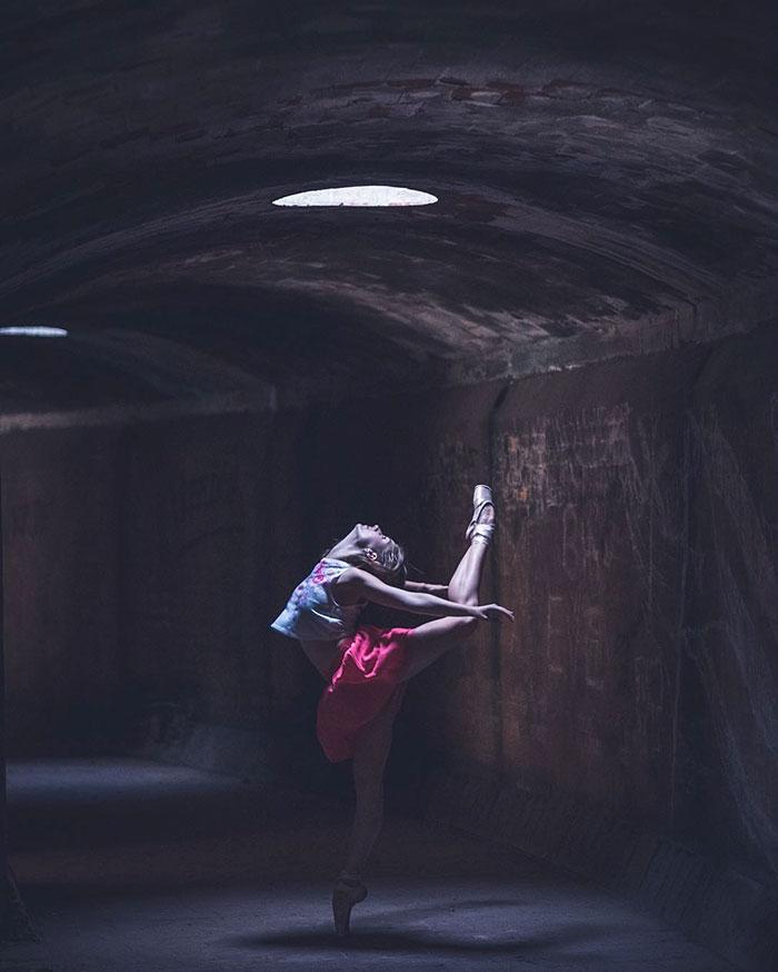 ballet-dancers-cuba-omar-robles-11-5714f5e719443__700