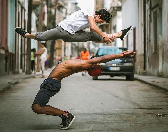 ballet-dancers-cuba-omar-robles-3-5714f5d7949c5__700