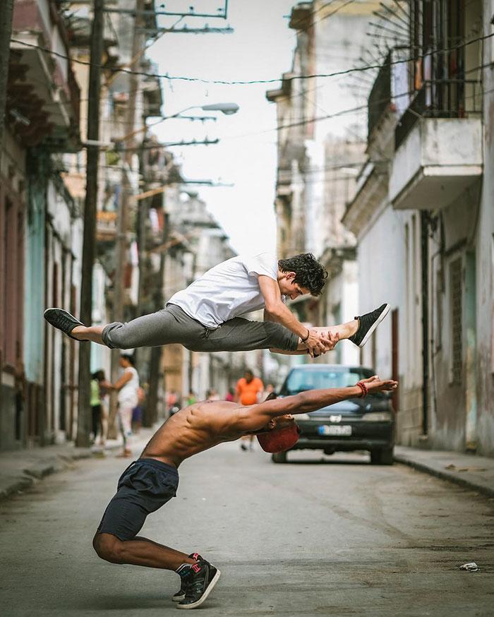 ballet-dancers-cuba-omar-robles-3-5714f5d7949c5__700