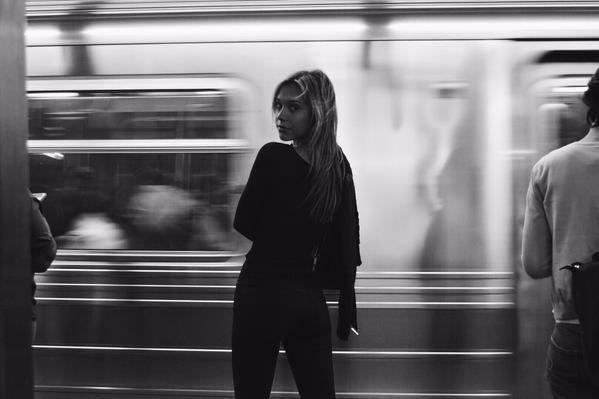 subway girl
