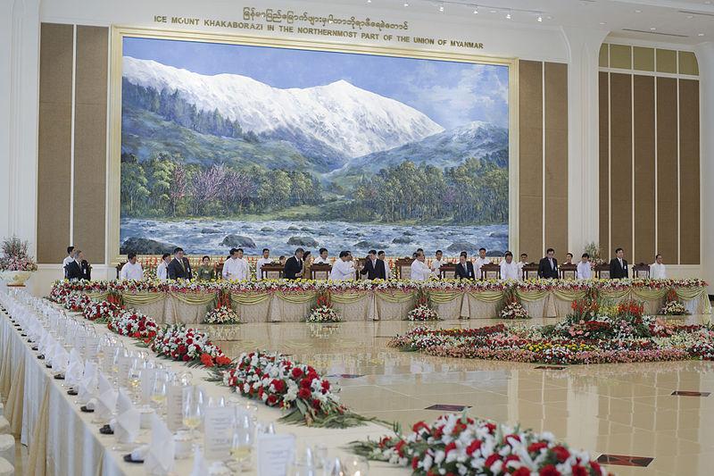 800px-Government_luncheon_reception_in_Naypyidaw