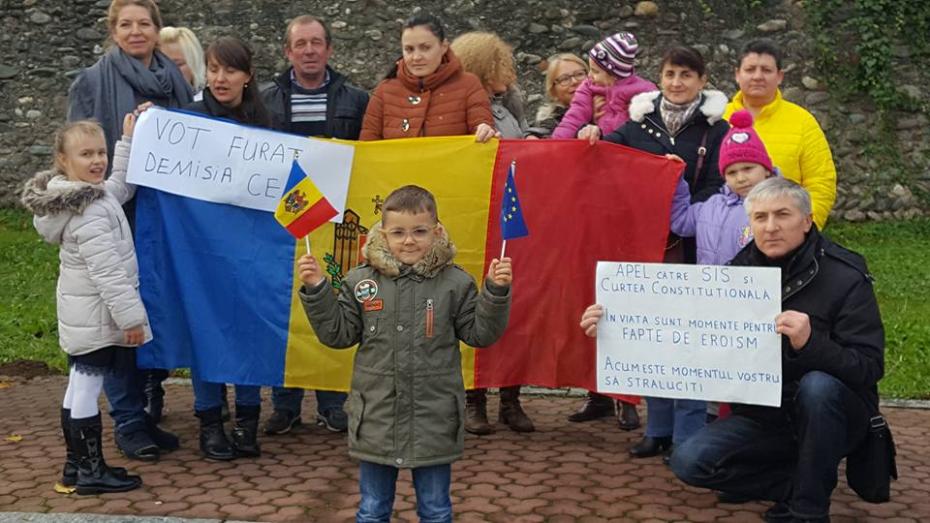 (foto, video) Diaspora protestează. Cum decurg manifestațiile împotriva rezultatelor alegerilor