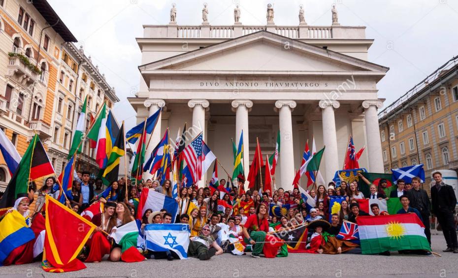 students-from-united-world-colleges-uwc-adriatic-celebrate-the-international-e7ybd7