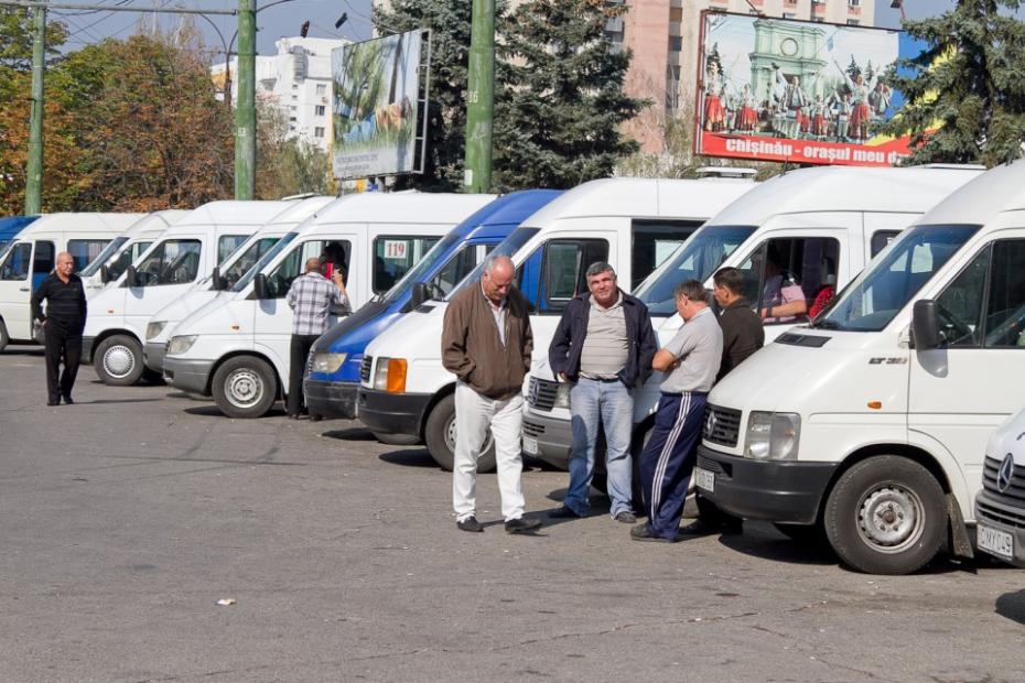 Autoritățile vor verifica starea tehnică și aspectul estetic al microbuzelor din Chișinău