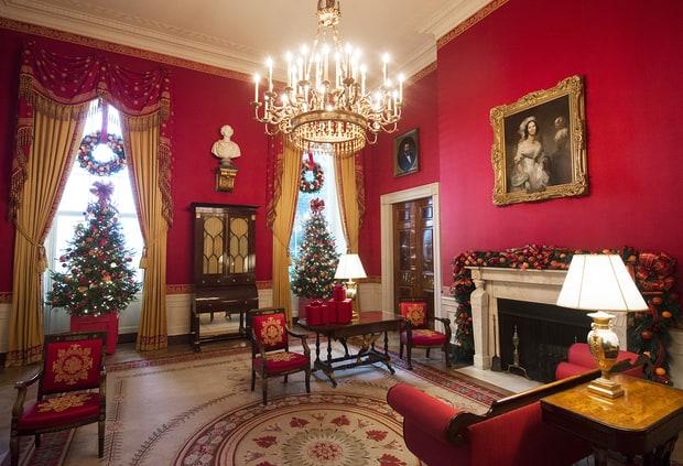 white-house-christmas-decorations-07-82685f6d-8a0f-4a41-a735-587a932b067a