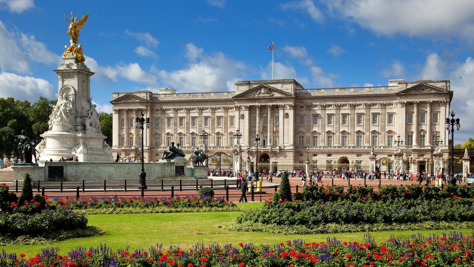 buckingham-palace-wallpaper-1