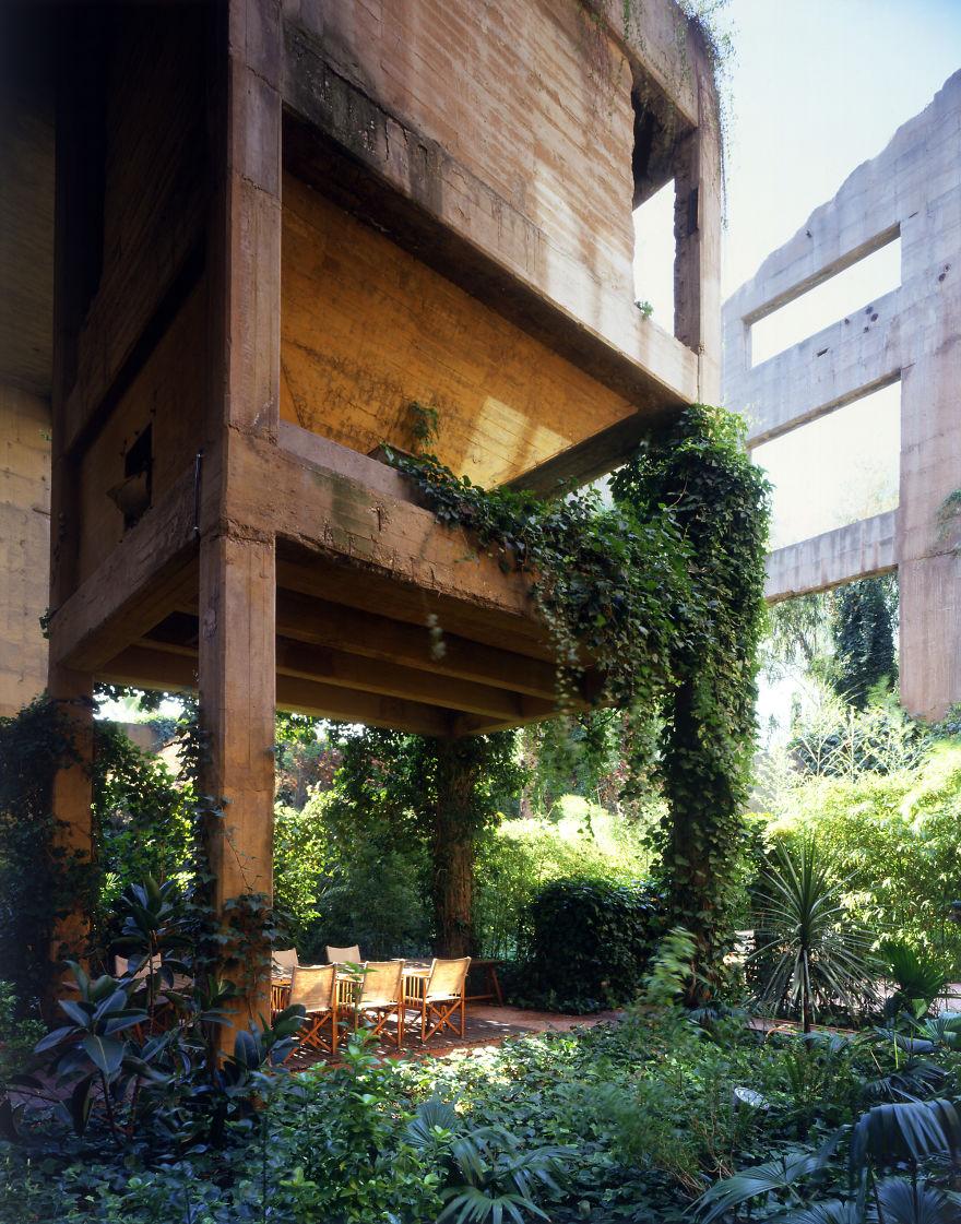 cement-factory-renovation-la-fabrica-ricardo-bofill-10-58b3e21591137__880