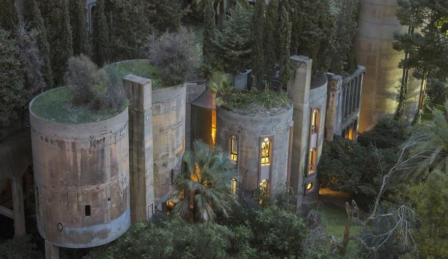 cement-factory-renovation-la-fabrica-ricardo-bofill-58b3e6b8711f9__880