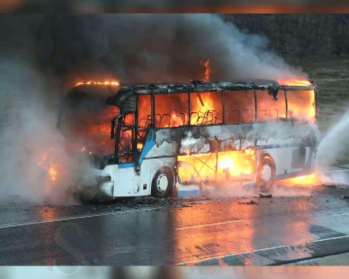 someseanul-autobuz-in-flacari-la-cluj-3